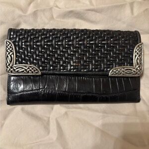 Vinatge Brighton Black Leather Croc & Woven Clutch Wallet Celtic Hardware